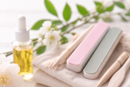 kit manucure japonaise avec pâte nourrissante et poudre de polissage